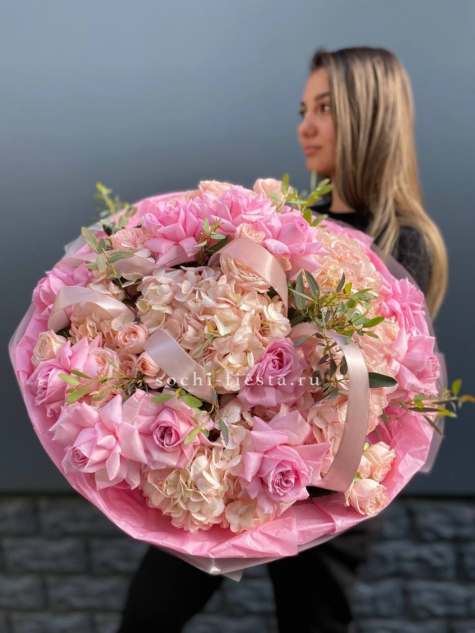 Авторский букет Miracolo — доставка цветов Нижнекамске