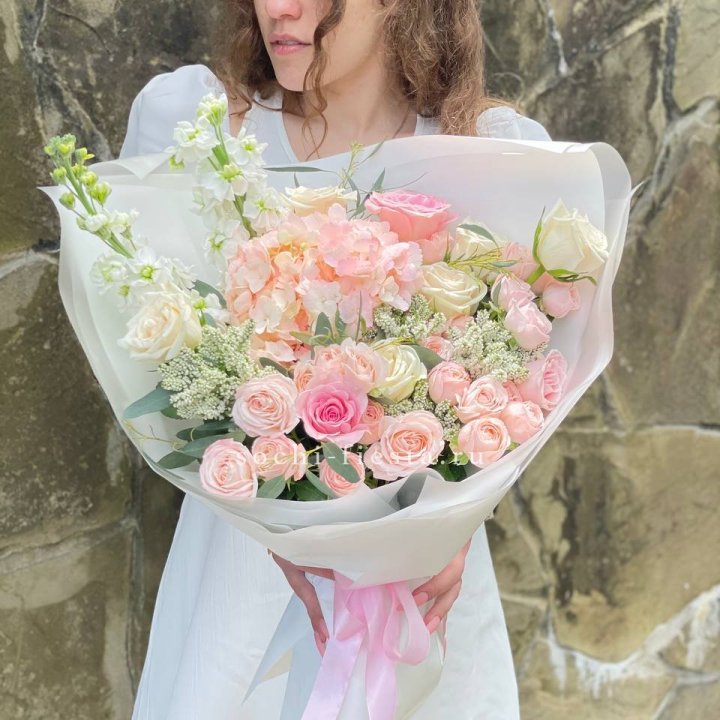 Дизайнерский букет №26 в Нижнекамске