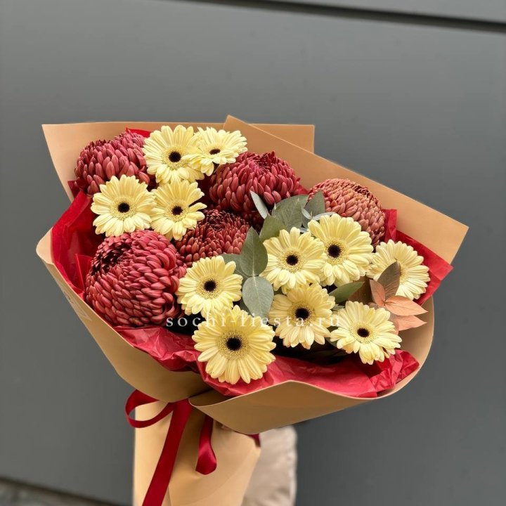 Букет гербер и хризантем Бигуди в Нижнекамске