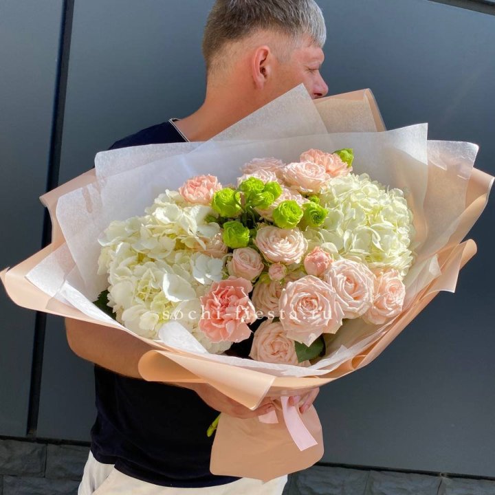 Авторский букет "Нежный крем" в Нижнекамске