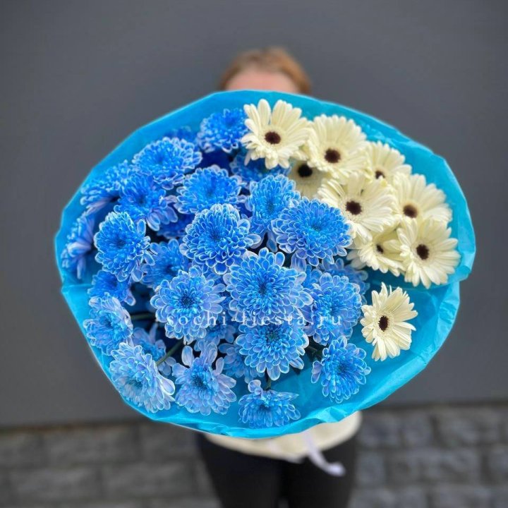 Букет хризантем и гербер в Нижнекамске