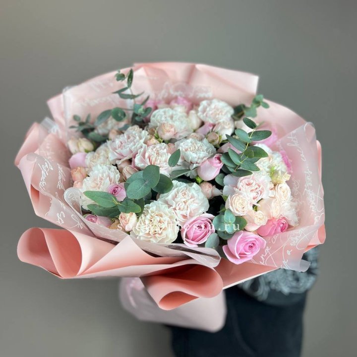  Букет  "Любовь в её глазах" в Нижнекамске