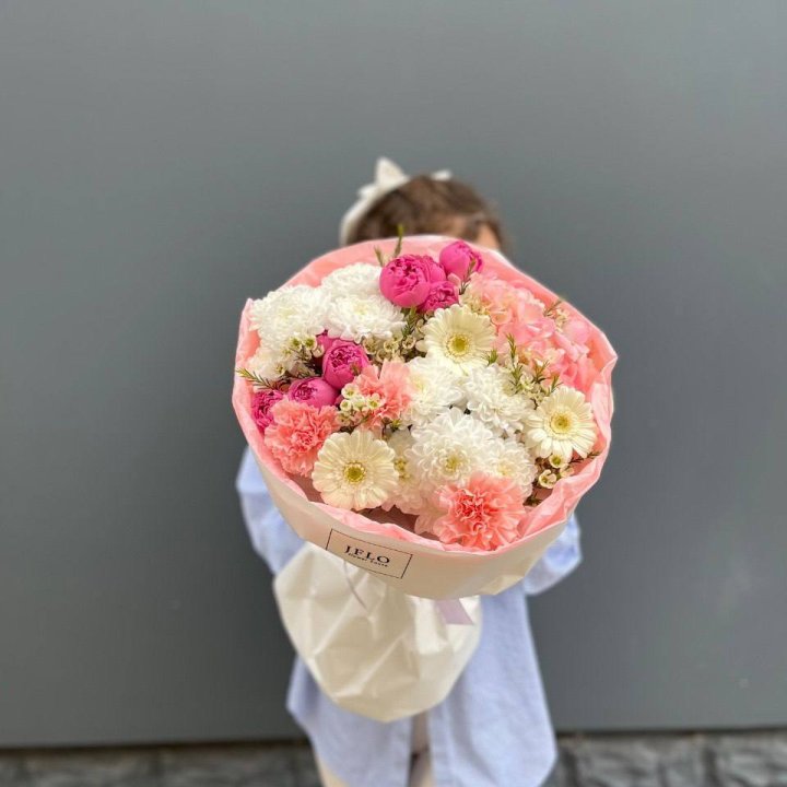 Букет "Лилиана" с доставкой в Нижнекамске