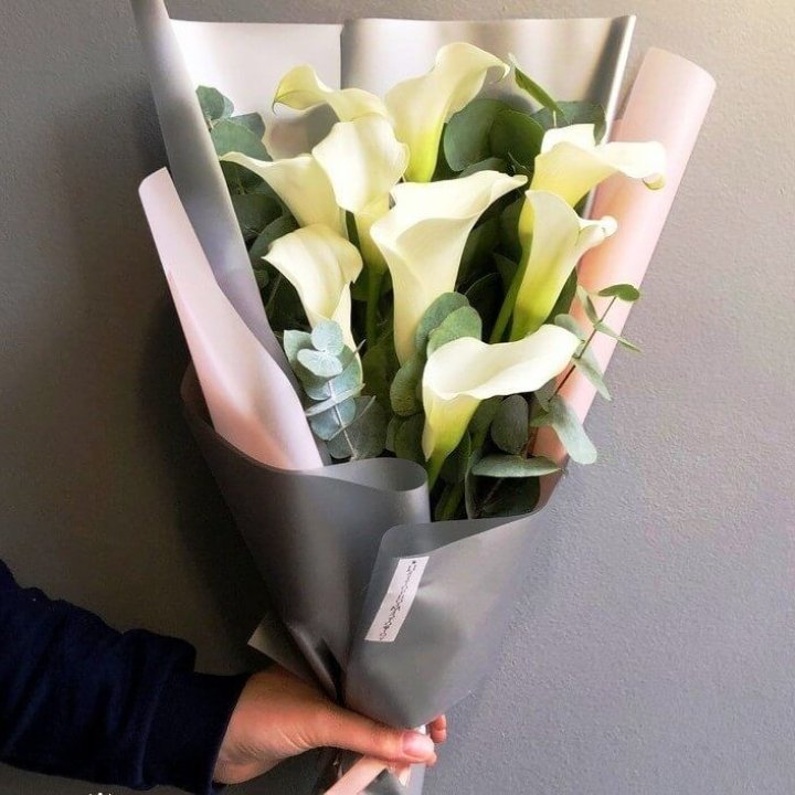 Каллы с эвкалиптом в Нижнекамске