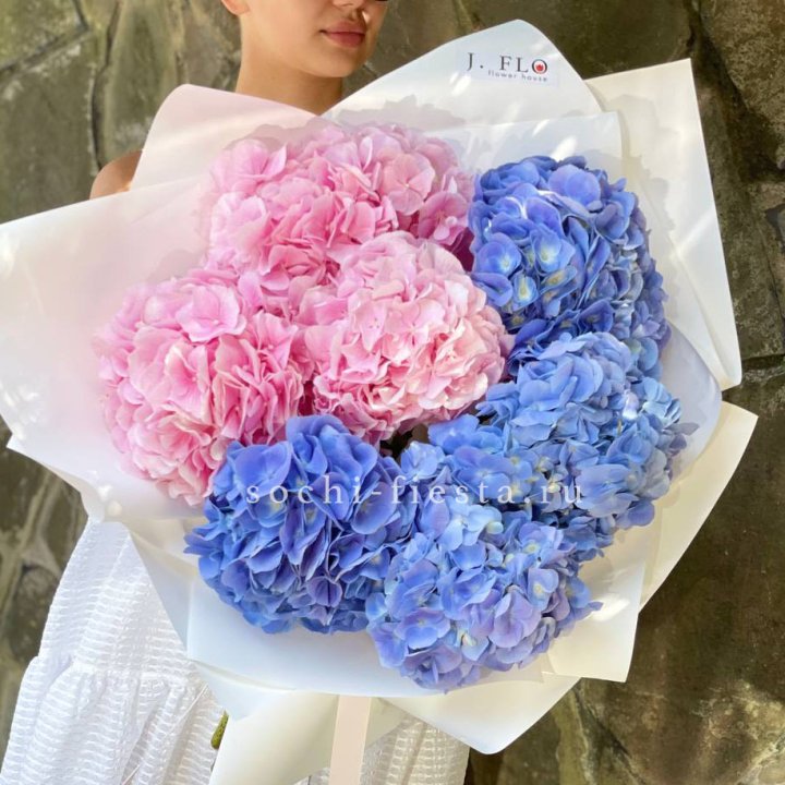 Букет гортензий №1 в Нижнекамске