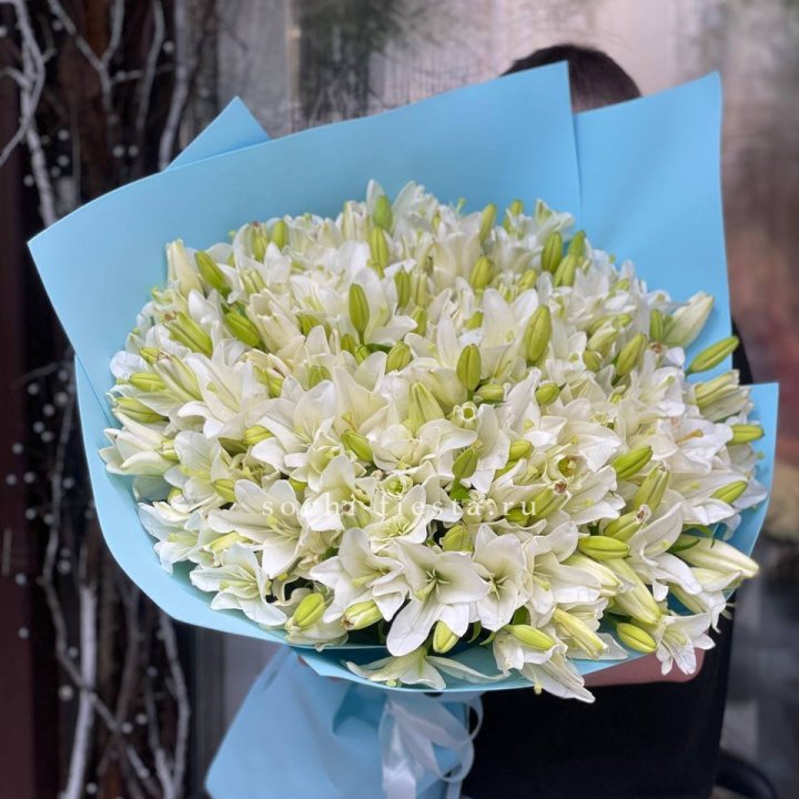 51 лилия в оформлении в Нижнекамске