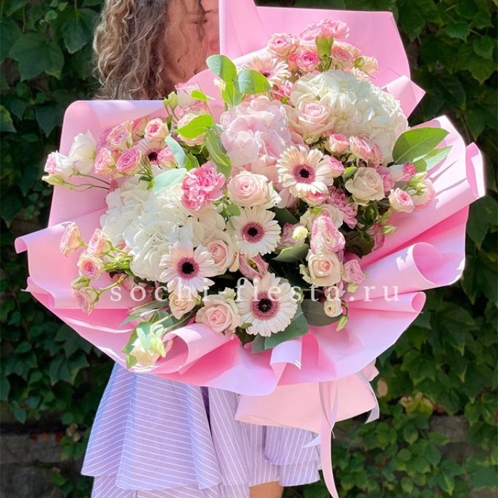 Сборный букет №3 в Нижнекамске