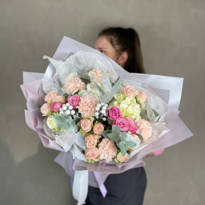 Дизайнерский букет №19 в Нижнекамске