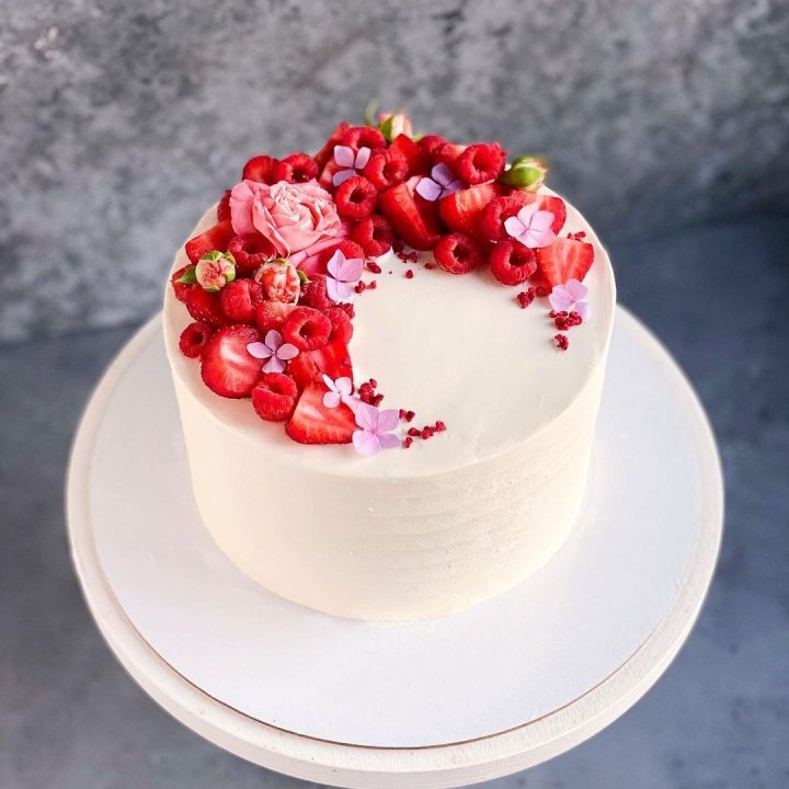 Торт "Малина" в Нижнекамске