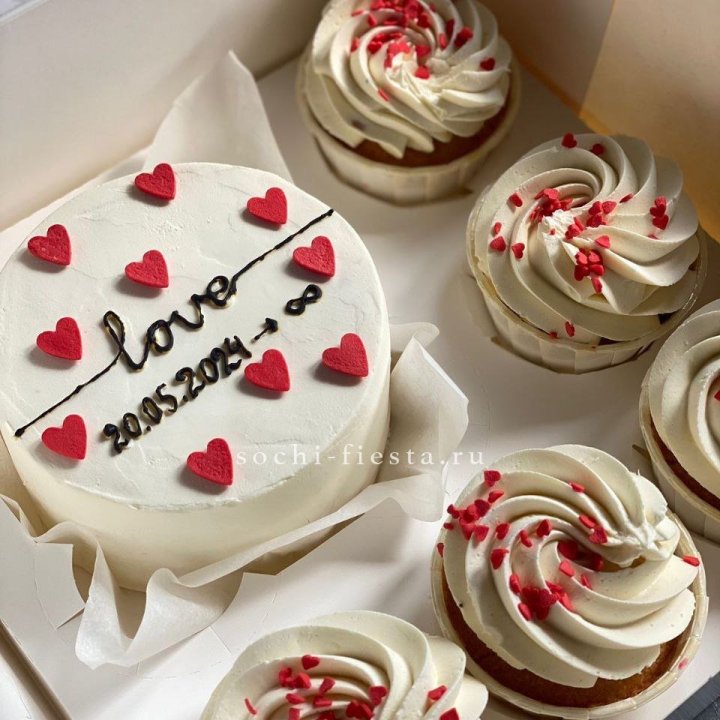 Капкейки и бенто-торт "Любимые" в Нижнекамске