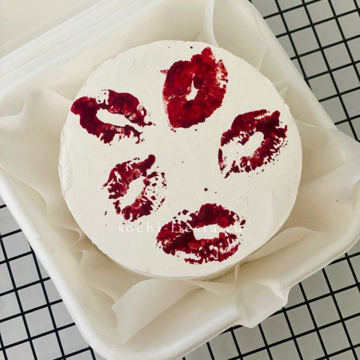 Бенто-торт "Поцелуй" в Нижнекамске