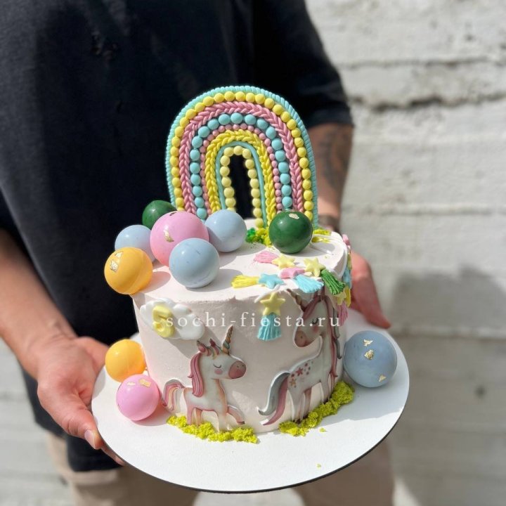 Торт "Радуга с единорогом" с доставкой в Нижнекамске