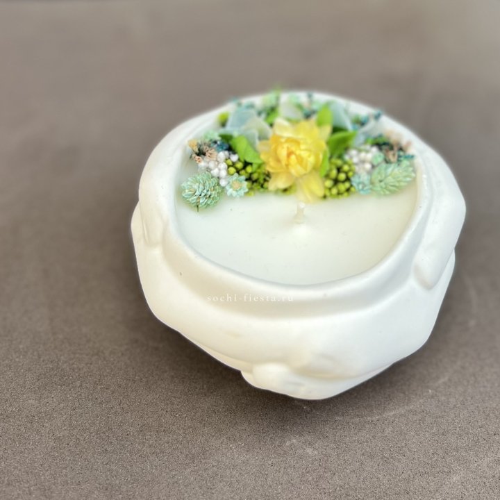 Свеча ароматическая в гипсе Руки в Нижнекамске