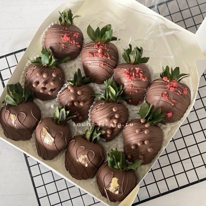 Клубника в шоколаде 12 ягод в Нижнекамске