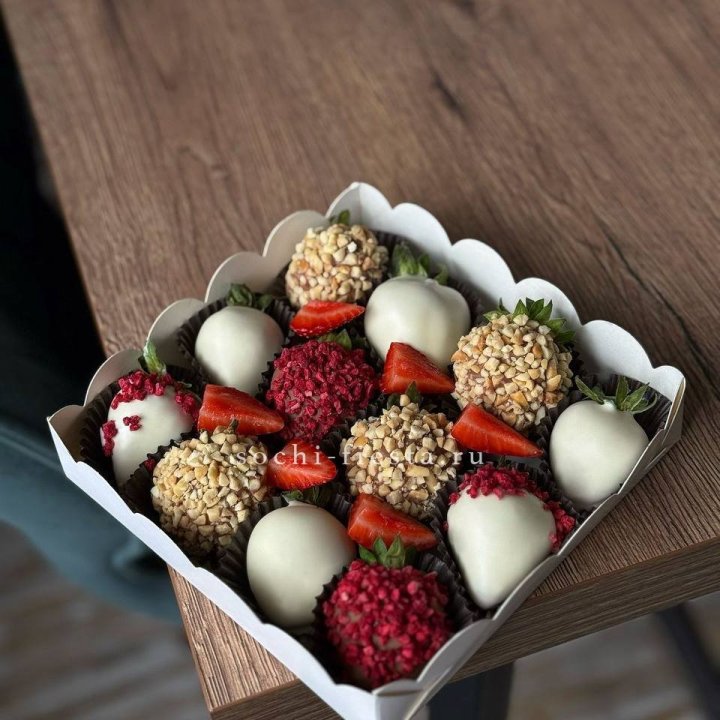 Клубника в шоколаде 12 ягод №2 в Нижнекамске