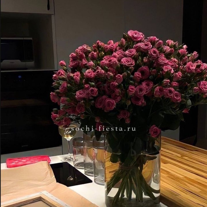 Цветочная подписка "Пакет большой" в Нижнекамске