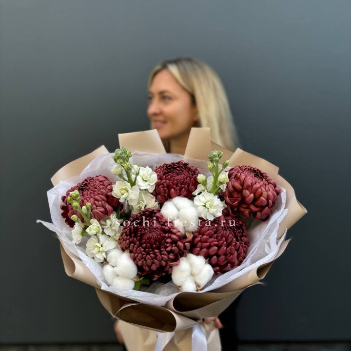 Хризантемы с маттиолой в Нижнекамске