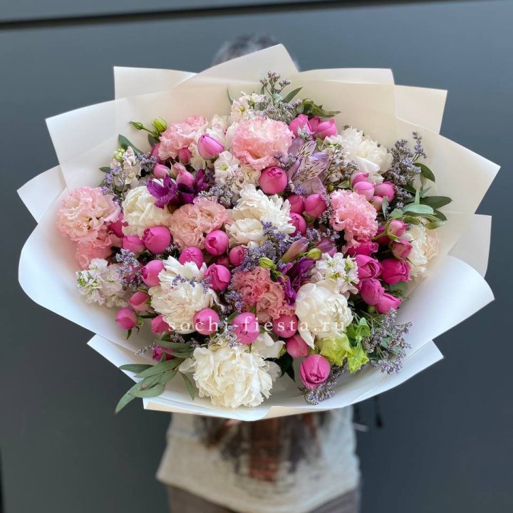 Дизайнерский букет №10 в Нижнекамске