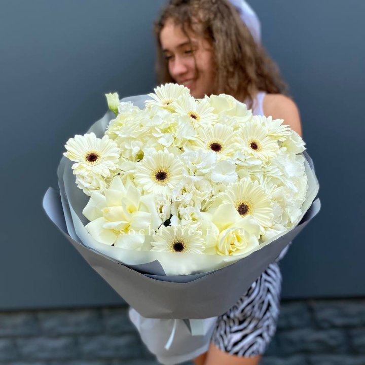  Букет "Вайт люксур" в Нижнекамске