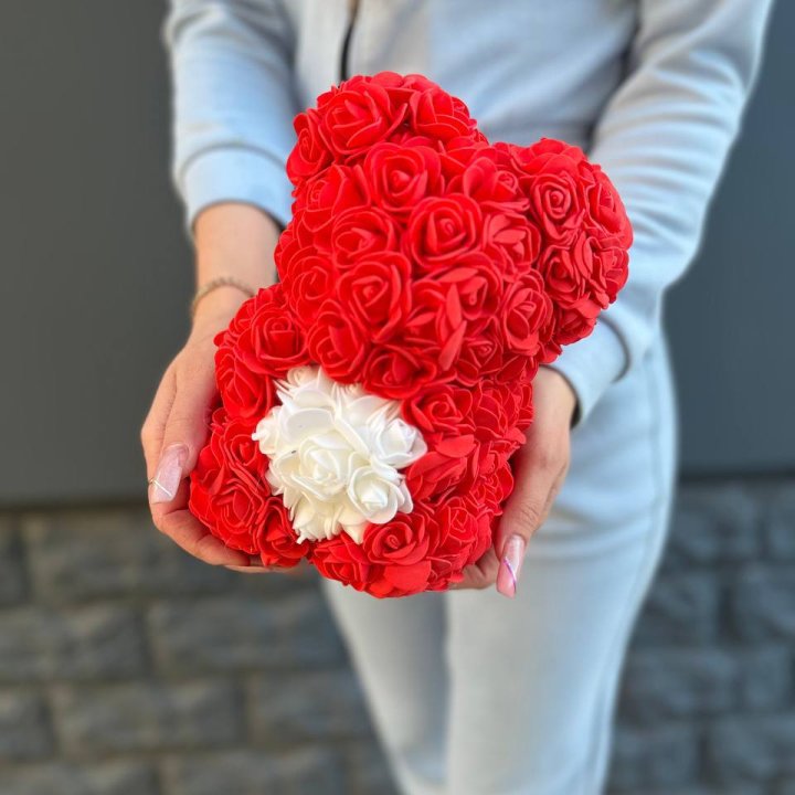 Медведь с белым сердцем в Нижнекамске