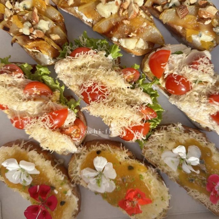Брускетта «3 вкуса» в Нижнекамске