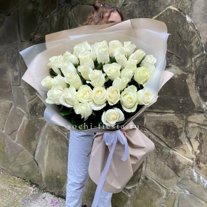 35 голландских роз в Нижнекамске