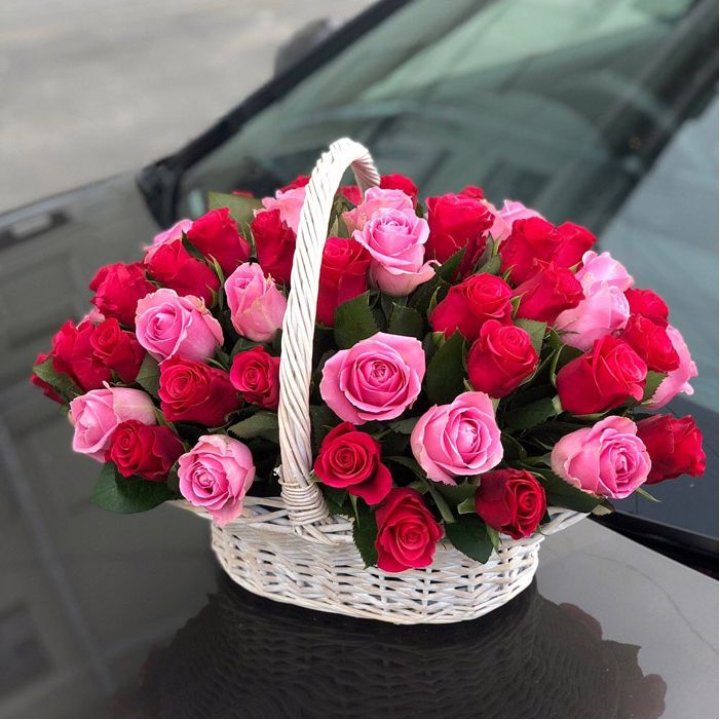 Корзина с розами  в Нижнекамске