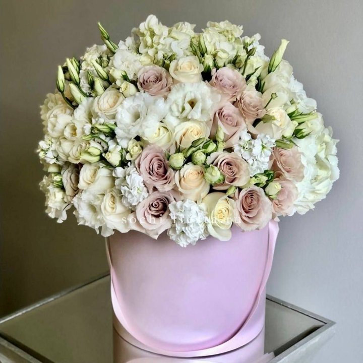 Цветочный бокс "Бриджит" в Нижнекамске