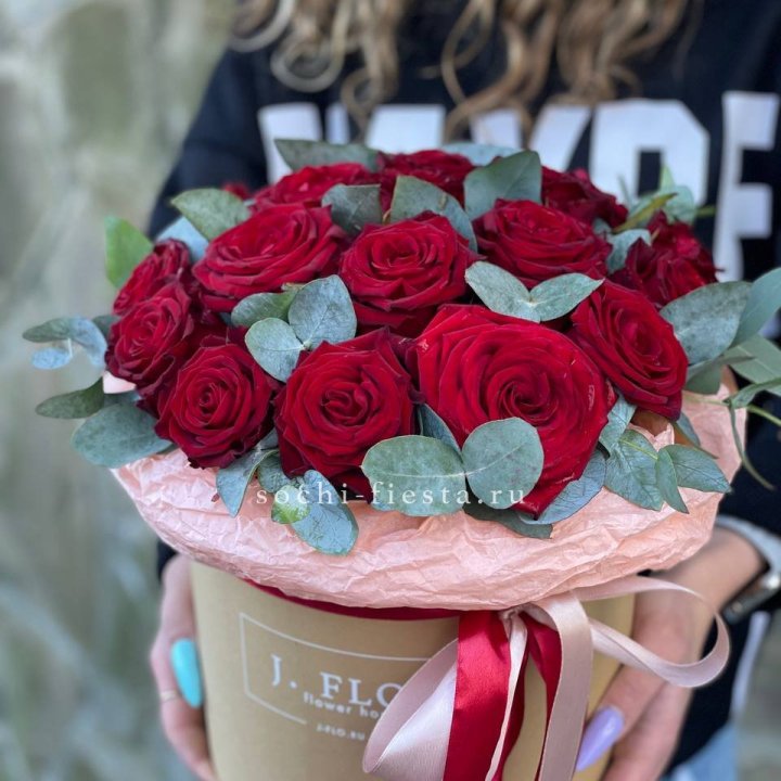 21 Красная роза в боксе №1 в Нижнекамске
