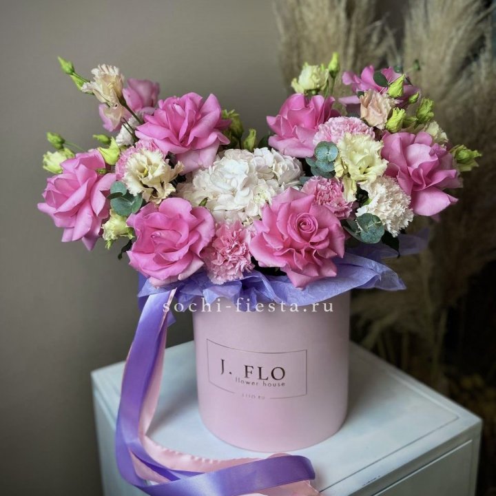 Цветочная коробка "Мишель" в Нижнекамске