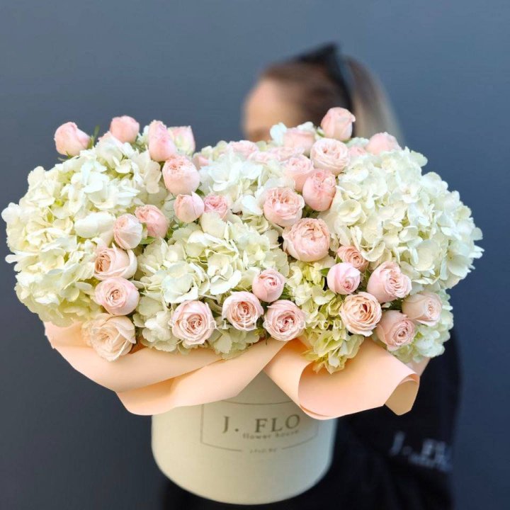 Дизайнерский бокс "Изабелла" в Нижнекамске