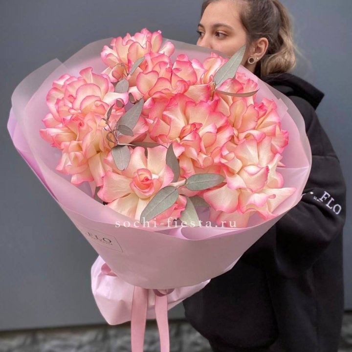 9 французских роз Джумилия в Нижнекамске