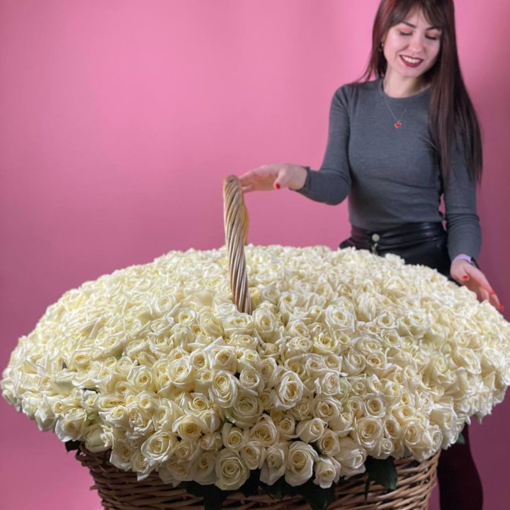 1001 белая роза в Нижнекамске