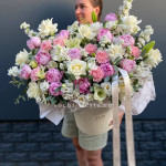 Заказать БОЛЬШИЕ БУКЕТЫ в Нижнекамске с доставкой и по самым низким ценам