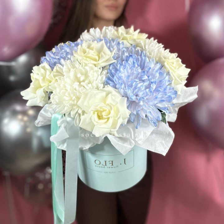 Коробка с цветами "Вольта" в Нижнекамске