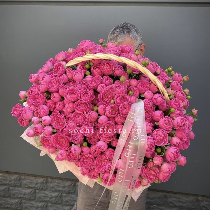 Корзина роз Мисти Баблс 151 в Нижнекамске