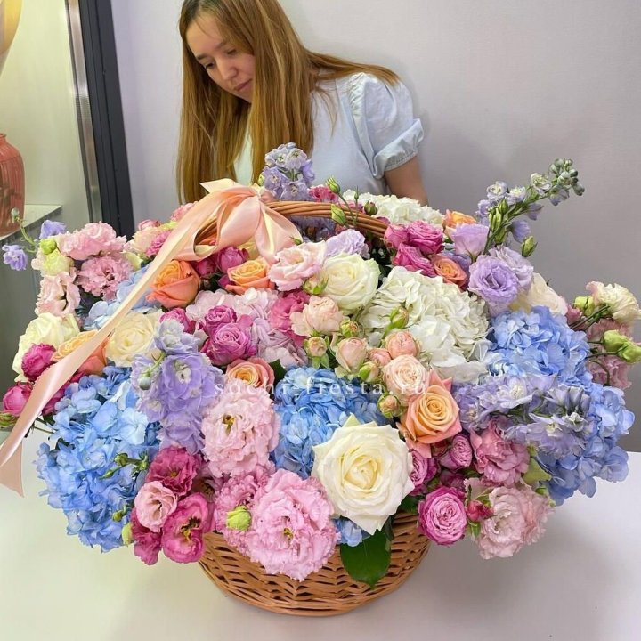 Авторская корзина "Экстра" с доставкой в Нижнекамске