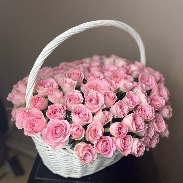 101 розовая роза в корзине в Нижнекамске