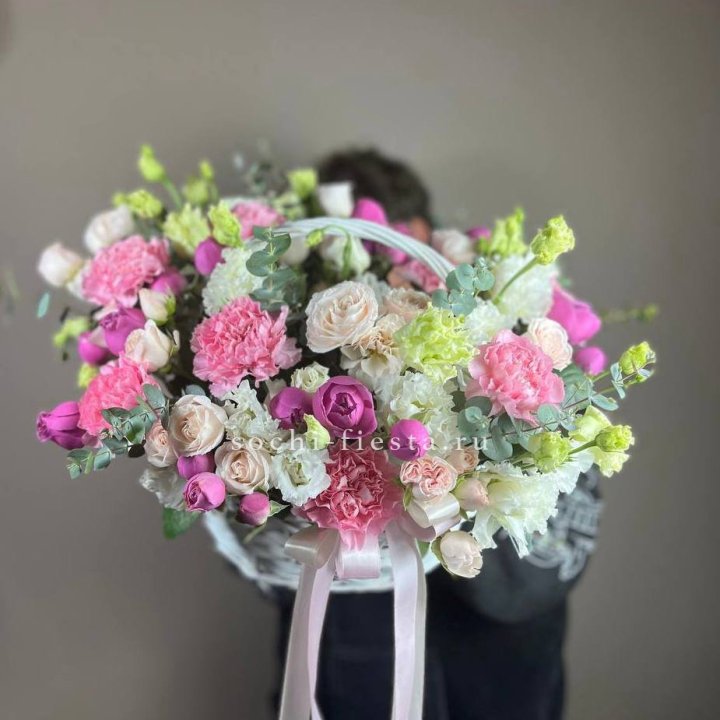 Корзина "Яркая" в Нижнекамске