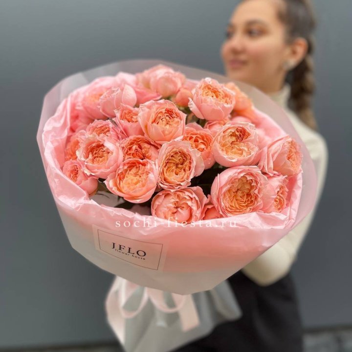 Букет из пионовидных роз Джульетта в Нижнекамске