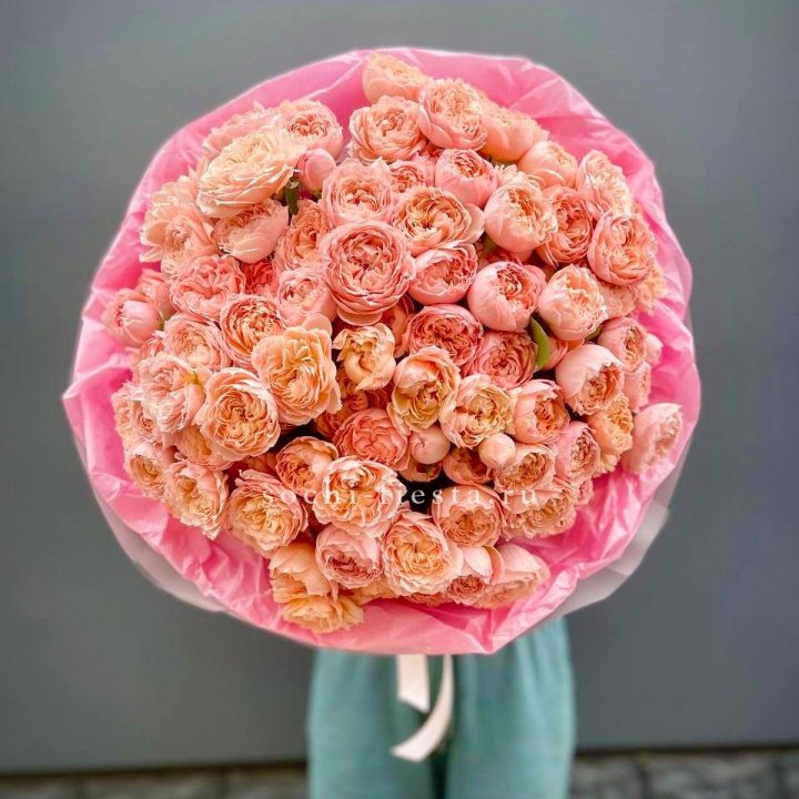 Букет кустовых пионовидных роз Джульетта "Принцесса" в Нижнекамске