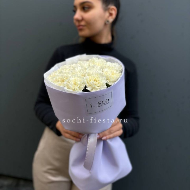 Букет белых диантусов в Нижнекамске