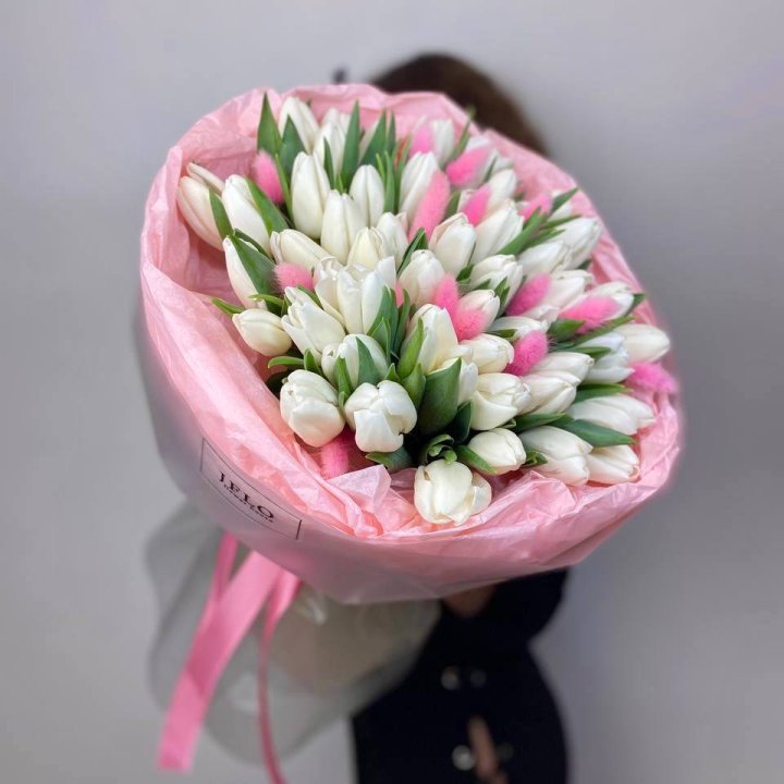 51 белый тюльпан "Рози" в Нижнекамске