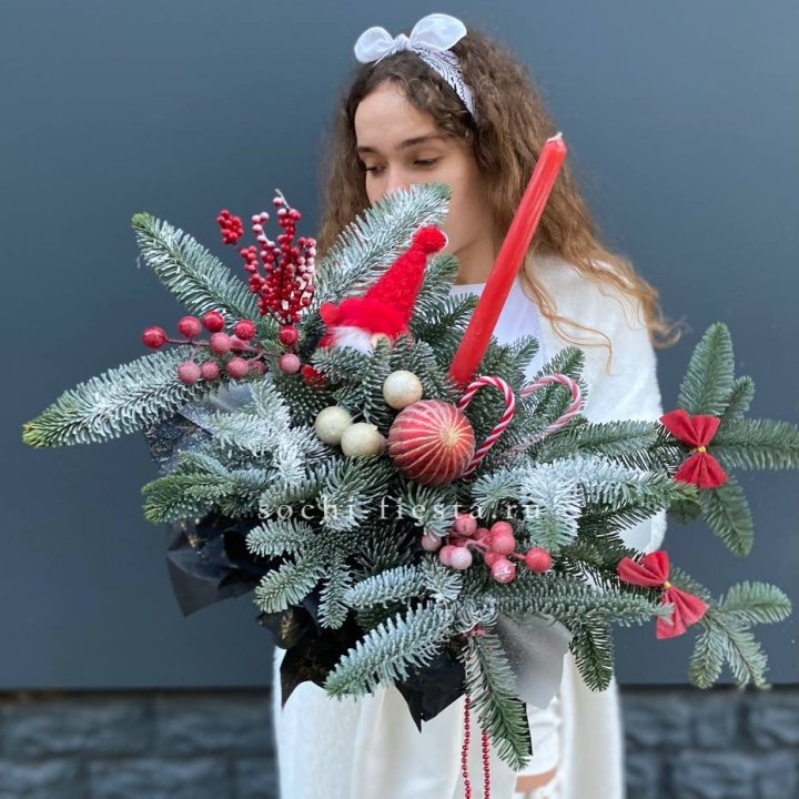 Композиция в бокале красная в Нижнекамске