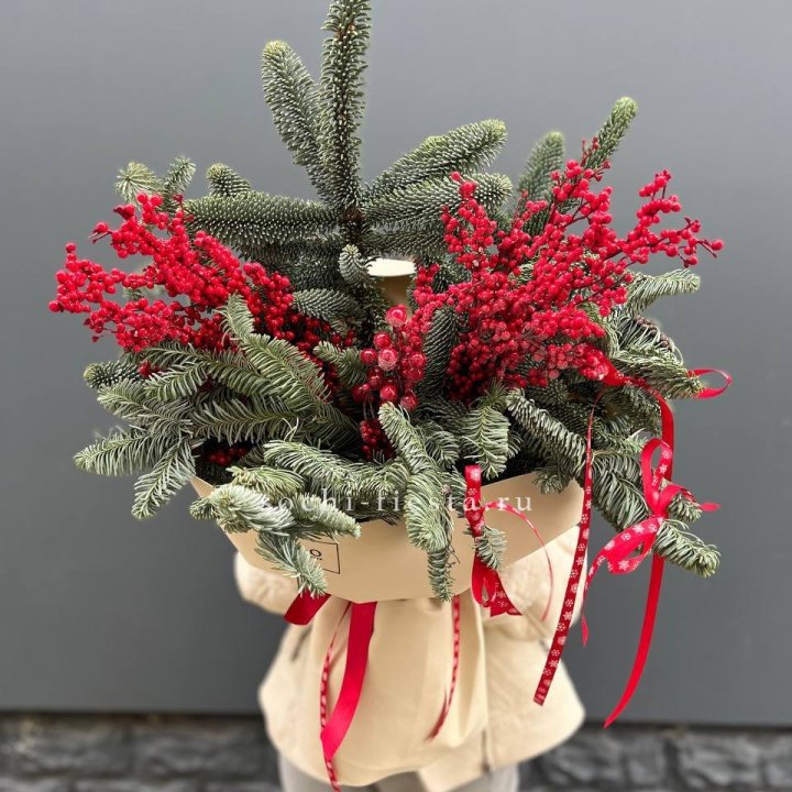 Букет нобилиса и ягод в Нижнекамске