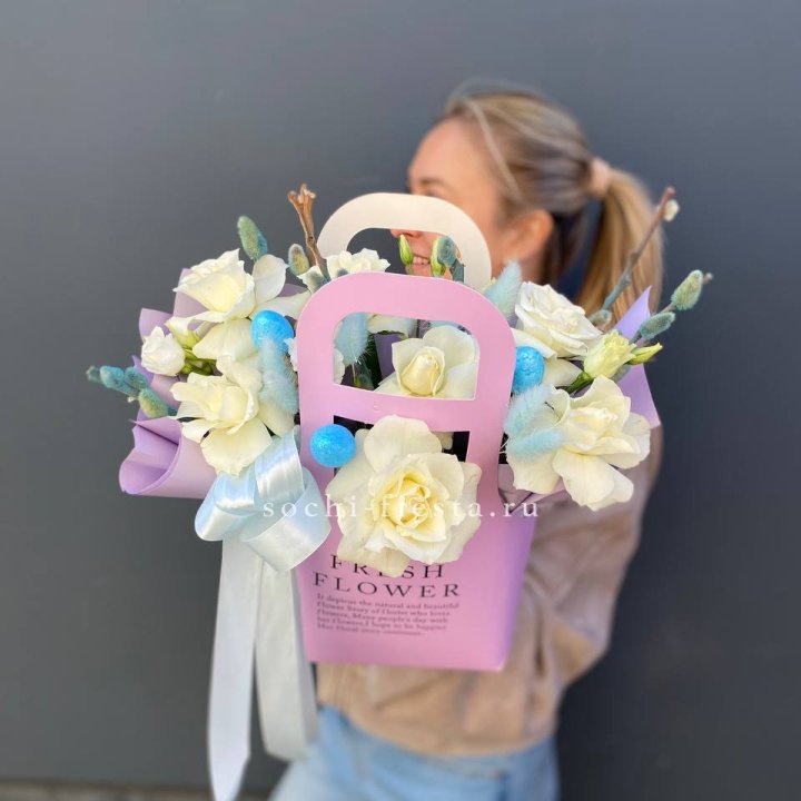 Цветочная сумочка "Пасхальная композиция" в Нижнекамске