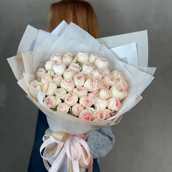 Букет пионовидных роз Пур лав в Нижнекамске