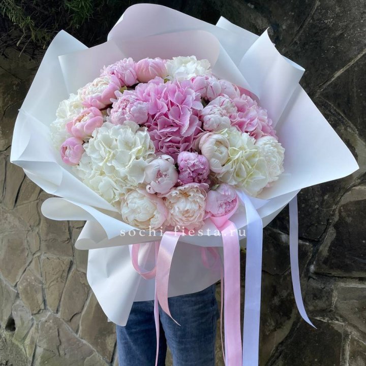 Букет "Пионы и Гортензии" в Нижнекамске