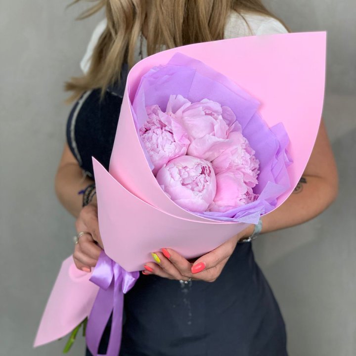 Букет пионов "Файв" в Нижнекамске