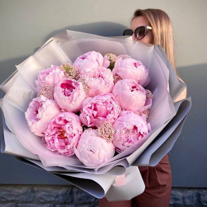 Букет с пионами "Стайл" в Нижнекамске